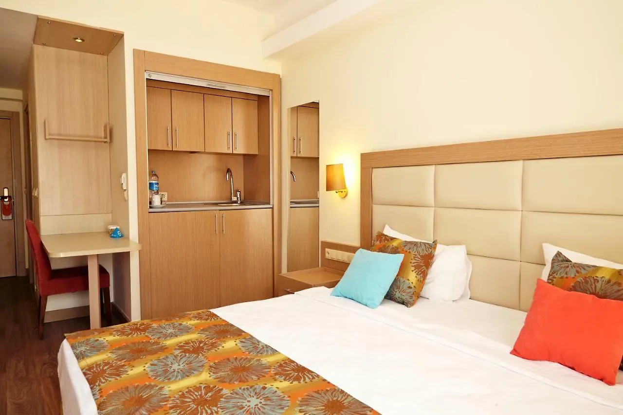 Palmet Beach Resort Hotel 安塔利亚